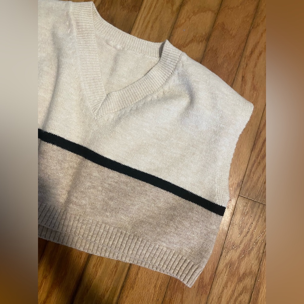 Women’s Cream and Black Sweater Vest
